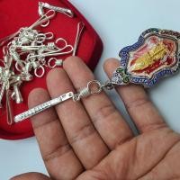 ราคา M028 แหนบเงินแกะลาย ขนาดมาตรฐาน ตอกโค๊ชเงินแท้ 92 5 พร้อมก้ามปูตะขอพวง แขวนพระ ติดตัวได้ทุกวัน (17670744311)