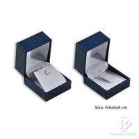 ราคา กล่องใส่เครื่องประดับหนังลายงูน้ำเงิน ใส่จิวเวอรี่ให้หรูหรา แหวน ต่างหู สร้อยมือ กำไล จี้ สร้อยคอ ได้ครบ สินค้าพร้อมส่ง (20974057556)