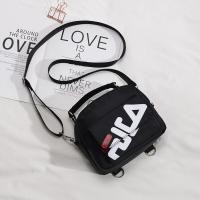 ราคา ขายส่งด้วย FlLA กระเป๋าคาดอก หมวก สะพายข้าง หลัง (17362331774)