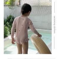 ราคา ฤดูร้อนใหม่สาวเกาหลีชุดว่ายน้ำแขนยาวแห้งเร็วสำหรับเด็กและเด็กวัยกลางคนชุดว่ายน้ำวันพีชรีสอร์ทน้ำพุร้อนลายดอกไม้สไตล์ตะวันตก (20823638197)