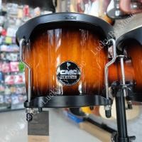 ราคา กลองบองโก้ CMC ลายสุดชิค ทำจากหนังแท้อย่างดี พร้อมขาตั้ง บองโก้ แบบขาตะเกียบคู่ ดังชัดเจนทุกจังหวะ ครบชุด พร้อมประแจ (16486210447)