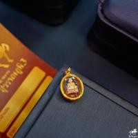 ราคา จี้พระหลวงปู่ทวด ทรงไข่ รูปไข่ วัดช้างไห้ เลี่ยมกรอบทอง 90 มีใบรับประกัน พระเลี่ยมทอง 511 0751 (6913852299)