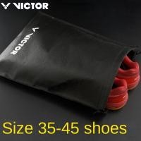 ราคา VICTOR กระเป๋ารองเท้าแบดมินตัน Victory 2ชิ้นกระเป๋าใส่รองเท้าเทนนิสน้ำหนักเบามีสายรูดถุงหุ้มรองเท้า (19460124811)