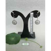 ราคา ต่างหูสีเงิน ร มด ำ 10 ต่างหูล้าน นา ต่างหู สวย เก๋ ต่างหู ชุด ผ้า ไทย ต่างหู ชุด ล้าน นา ต่างหู ชุด พื้นเมือง เครื่อง ประดับ ชุด ผ้า ไทย (19085852465)