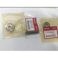 ราคา ลูกปืนล้อหน้าแท้พร้อมปลอกเพลา ในดุม HONDAเวฟ100เวฟ125 WAVE110i อะไหล่แท้ศูนย์ (14479322046)