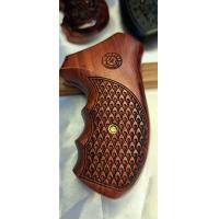 ราคา เทารัส 817 ไม้ประดู่แท้งานมือพร้อมส่ง (20891181595)