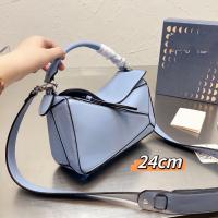 ราคา LOEWE Puzzle Geometric Bag Color Matching Stitching Rhombus Bag New Loewe Handbag Men And Women With The Same Large Capacity Commuting (20329834157)