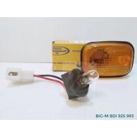 ราคา ไฟเลี้ยวข้างแก้ม BIG M BDi 925 993 ไฟข้างแก้ม ไฟแก้ม ไฟเลี้ยวข้างบังโคลน Nissan บิ๊กเอ็ม ส้ม ใส ขั้วพร้อมหลอด AA Diamond พระนครอะไหล่ ส่งจริง ส่งเร็ว (15920464441)