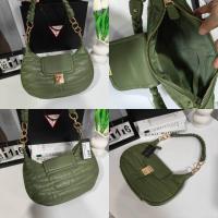 ราคา กระเป๋าถือ สายถัก Guess Shoulder Bag สะพายไหล่ (21139808946)
