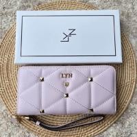 ราคา กระเป๋าสตางค์ใบยาว lyn หน้าหมุด ซิบรอบ พร้อมกล่อง มีสายคล้อง (20919715289)