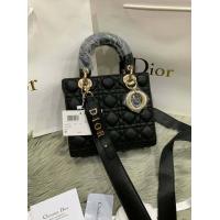 ราคา กระเป๋าสะพายข้าง ดิออร์ 8 นิ้ว (3434936725)