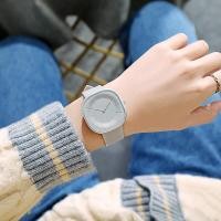 ราคา นาฬิกาข้อมือผู้หญิง นาฬิกาเข็ม สไตล์มินิมอล สายหนัง เรียบหรู แฟชั่น นาฬิกาควอตซ์ (17115568297)