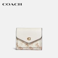 ราคา COACH กระเป๋าสตางค์ขนาดเล็กผู้หญิงรุ่น Wyn Small Wallet With Horse And Carriage Print สีขาว C3161 B4RGL (7597764601)