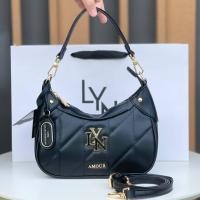 ราคา LYN New กระเป๋าสะพาย ทรงถือ หนังPULeather รุ่นใหม่ชนช้อปงานBrand งานoutlet SALE60 70 OFF (20604854243)