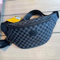 ราคา HOT กระเป๋าสะพายข้าง MC Jeans รุ่นใหม่ แถมถุงช็อป (21394947585)