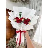 ราคา ช่อดอกไม้ ช่อธนบัตร Ferrero Rocher ช่อดอกไม้รับปริญญา ช่อดอกไม้แสดงความยินดี (21394532940)