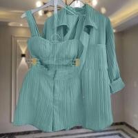 ราคา เสื้อผ้าเเฟชั่นเข้าเซ็ท3ชิ้น เสื้อสายเดี่ยว กางเกงขาสั้น พร้อมเสื้อคลุม (20112537917)