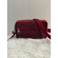 ราคา 10 กระเป๋าขนาด78นิ้ว คล้องแขนได้ สะพายข้าง ได้ สามารถใส่ของได้เยอะเลยยย แถมลายน่ารักไปอีกกก Kipling (14803565030)