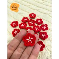 ราคา ดอกไม้ไหมพรมขนาดเล็ก งานปักไหมพรม สำหรับงานฝีมือ และ DIY ได้หลากหลายแบบ เช่น กิ๊ฟติดผม กระเป๋า เสื้อผ้า (20740021612)