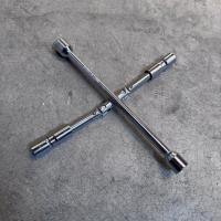 ราคา ขนาด 14นิ้ว ขันล้อรถยนต์ กากบาทขันล้อ พับเก็บได้ กากบาทแบบพกพา ถอดน๊อตขนาด 17192123 mm (21029055739)