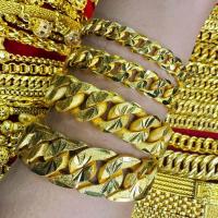 ราคา ข้อมือ เลสก้างปลา 1235 บาท (19202862720)