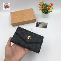 ราคา กระเป๋าสตางค์ ใบกลาง หน้าจุดหมาย N57Coach 6นิ้ว พร้อมส่งในไทย (16088656728)