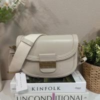 ราคา กระเป๋าสะพายข้างทรงโค้ง ck ทรงคลาสสิก พร้อมส่ง (20500018479)