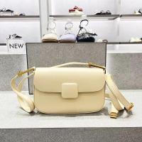 ราคา ลดราคา กระเป๋า CHARLES KEITH ขนาด8 5นิ้ว รุ่นสุดฮิต งานแท้หิ้วขึ้นเครื่องได้ทั่วโลก (19652589683)