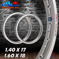 ราคา ล้อ COM 1 40 X 17 1 60 X 18 ขอบเรียบ ล้อคอม แพ็คคู่ ขอบเรียบ ขนาด 1 40 ขอบ 17 และ 1 60 ขอบ 18 ล้อคอมดาว ของแท้ 1 คู่ ล้อคอมของแท้ 100 ราคาพิเศษสุดๆ (12177236842)