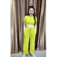 ราคา ชุดเซ็ต เสื้อครอปไขว้หน้าแขนสั้นคอกลมสีพื้น เอวลอย กางเกงขายาว มีกระเป๋ากางเกง 2 ข้าง (20585724413)