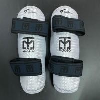 ราคา สนับแขนปิดศอก MOOTO สนับแขนขา สนับแขนเทควันโด สนับแข้ง สนับขา สนับมือ elbow arm shin protector taekwondo สนับแขนศอก สนับแขน สนับขา สนับ สนับข้อศอก สนับแข้ง เทควันโด มวย ต่อสู้ PU (20437641405)
