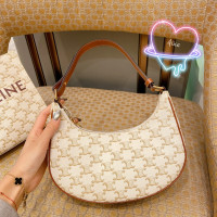 ราคา A L I C E CELINE กระเป๋า AVA ในผ้าใบ TRIOMPHE และหนังลูกวัว สีขาว กระเป๋าสะพาย ถุงใต้วงแขน (16146313141)
