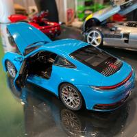 ราคา OSAKA99 รถโมเดล Porsche 911 carrera 4s Blue 992 1 24 ลิขสิทธิ์แท้ เปิดได้ผลิตจากเหล็กทำสีเสมือนจริง (6431948181)