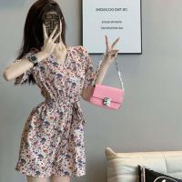 ราคา พร้อมส่งในไทย จั้มสูทขาสั้น งานทรงคอวีป้ายแขนสั้น ต่อไขว้ด้านหน้า จั๊มสูทคอวีแขนสั้น ผ้าชีฟอง (16424512060)