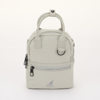 ราคา KANGOL Small Bag กระเป๋าสะพายหลัง ขนาดเล็ก สีกากีเขียว 64251740 (21331041545)