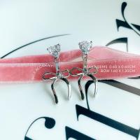 ราคา Nice Accident Blink Heart Bow Stud Earrings ต่างหูดีไซน์พิเศษ ถอดแยกชิ้นได้ ประดับ gems หัวใจ (21420857069)