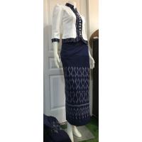 ราคา ชุดเสื้อไหมหม่อนทรงภูไทแถบผ้าฝ้ายทอมือ ขออนุญาตคละลายผ้าถุงผ้าฝ้ายทอมือย้อมครามอัดผ้ากาว (14530336238)