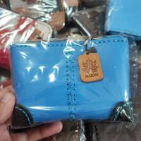 ราคา กระเป๋าใส่เหรียญหนังแท้ กระเป๋าแฮนด์เมด ทำจากหนังวัว งานแฮนด์เมค สินค้าพร้อมจัดส่ง เป็นสินค้า Otop 5 รหัส 828 (21097970699)