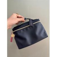 ราคา Estee Lauder Cosmetic Bag (21333780974)