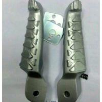 ราคา พักเท้าหลังอาพีเรีย R 1 honda พร้อมอุปกรณ์ พักเท้าแต่ง แด้ส โซนิค เทน่า เวฟ ดรีม (21114229188)