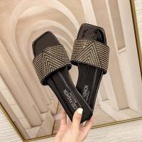 ราคา ส่งเร็วพิเศษ รองเท้าแตะแฟชั่นผู้หญิง ส้นแบน ดีไซด์เกาหลีสายคาดวิบวับ มี 2 สี 2VV (7969078926)