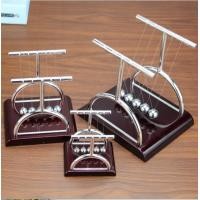 ราคา ลูกตุ้มนิวตันไอเดียสร้างสรรค์ของตั้งโชว์ตกแต่งสำนักงานบนโต๊ะลูกบอลลูกตุ้มอุปกรณ์วิทยาศาสตร์และการศึกษาของโรงเรียนรักษาพลังงานของขวัญวันเกิด (13684324968)