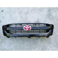 ราคา กระจังหน้า หน้ากระจัง รถยนต์ ไทเกอร์ D4D สีแบ็คโครม ดำโครม โครมเมี่ยมดำ รมดำ ทรงตัวเตี้ย 4x2 พร้อมโลโก้ โตโยต้า สีแดงแก้ว Toyota tiger ปี2002 2004 (15020482816)