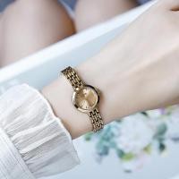 ราคา JULIUS ของแท้นาฬิกาผู้หญิงขนาดเล็กนาฬิกาผู้หญิงสายเหล็กสีทองนาฬิกาผู้หญิงนาฬิกาสร้อยข้อมือทรงสี่เหลี่ยมผืนผ้าเรียบหรู (1947716996)