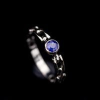 ราคา แหวนพลอยของแท้ พลอยไพลินบางกะจะจันทบุรี BLUE SAPPHIRE ตัวเรือนเงินแท้ 92 5 ชุบดำ ไซส์นิ้ว 56 หรือ เบอร์ 7 5 US (21407225720)