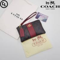ราคา กระเป๋าคล้องมือ กระเป๋าคล้องแข โค้ช กระเป๋าเเฟชั่นโค้ชคล้องเเขน Size S (2327692797)