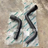 ราคา ท่อยางหม้อ บน ล่าง รถไถคูโบต้า รุ่น M8540 M9540 Kubota (15867580373)