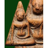 ราคา พระนางพญาพิมพ์เข่าตรง กรุวัดนางพญา หูตากระพริบสุดหายากครับ (21118034484)