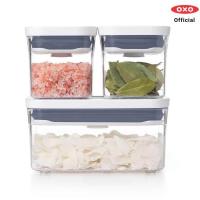 ราคา OXO กล่องถนอมอาหารเซ็ท 3 ขนาดเล็ก l OXO GG 3 Piece POP Container Set เก็บอาหารแห้งให้อยู่ได้นาน สามารถถนอมอาหารได้นาน สะดวกในการใช้งานเปิดและปิดได้ด้วยมือเดียว พลาสติกใส เนื้อหนา SAN ทนความร้อนได้ 80 