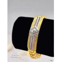 ราคา ManeeNopparut มณีณพรัช เลสข้อมือ เพชรขอบ หนัก 3 บาท รุ่น BG00045 (107737979)